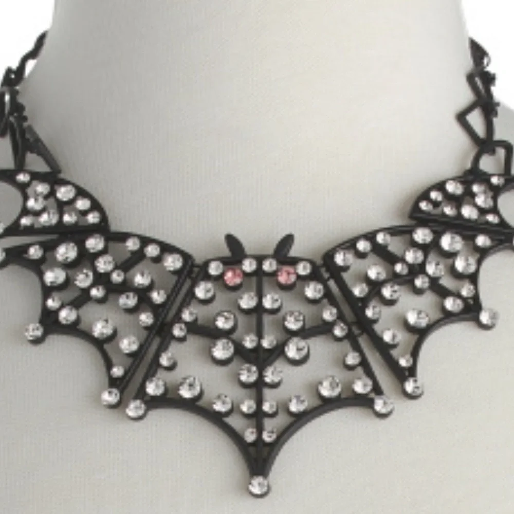Betsey Johnson Black and rhinestone  Bat collars Necklace - Picture 4 of 4